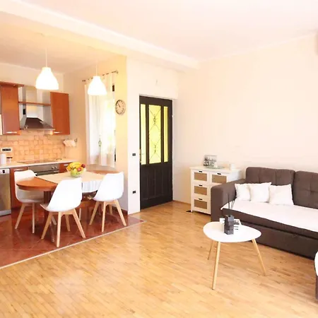 In Novigrad - Istrien 9509 *